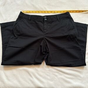 Loft Julie 8 Crop Black